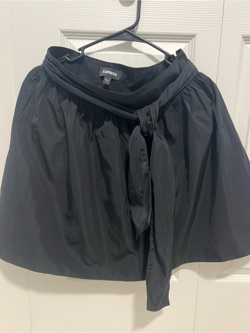 Express Black Tie-Waist Circle Skirt